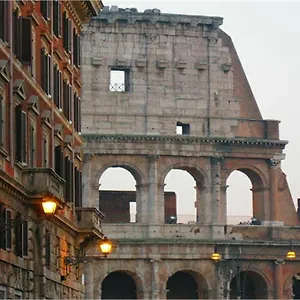 Colosseum Street Апартаменты